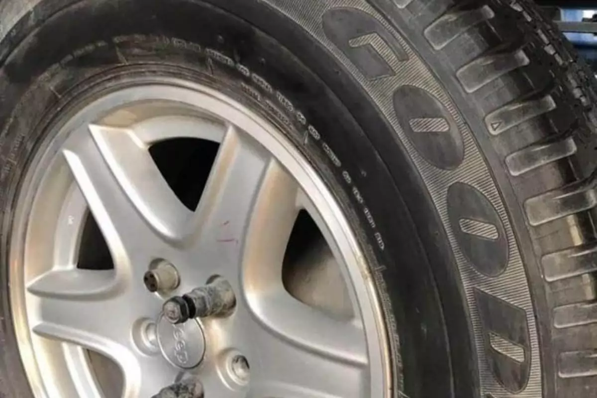 Goodyear Wrangler Authority Problems (Explained) - Motor Hungry