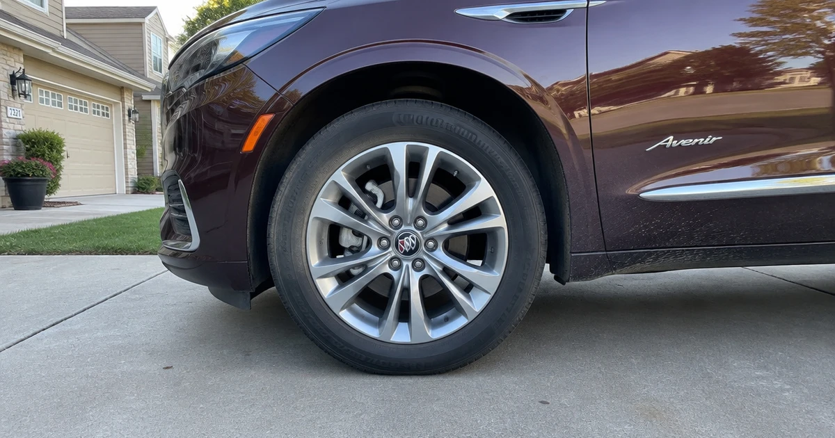A Buick Enclave shows how tires for Buick Enclave look when fitted for daily driving